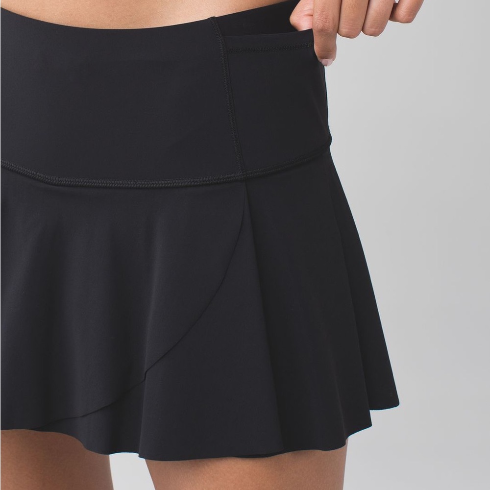 Lululemon Hit your stride skirt